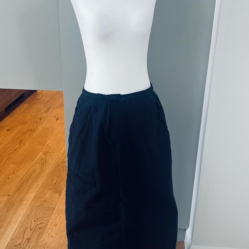 Columbia Classic travel Black Pencil Skirt